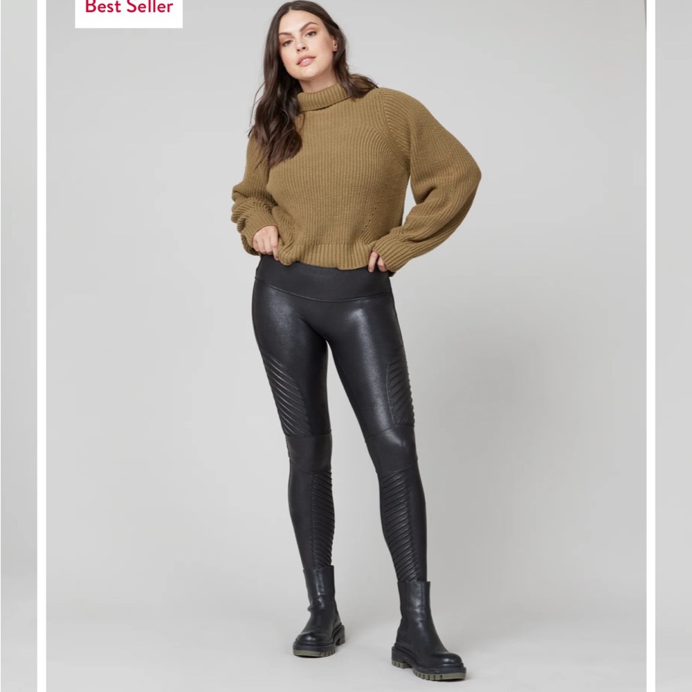 Spanx faux leather moto legging in black. Small. Worn once